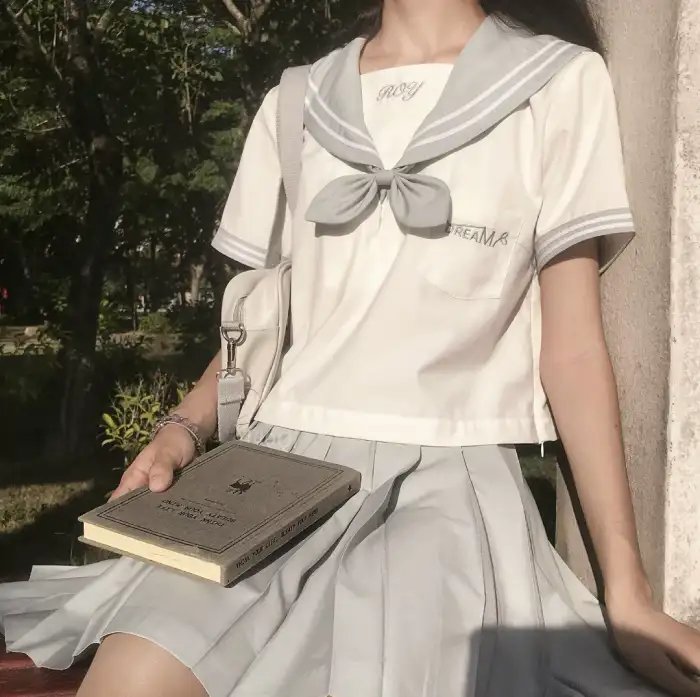 抓住你的衣领